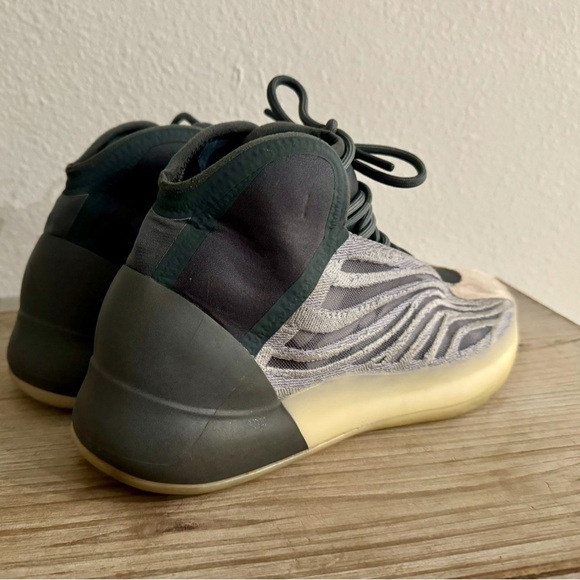 Yeezy Adidas Quantum Basketball Men Size 9 - Picture 4 of 5